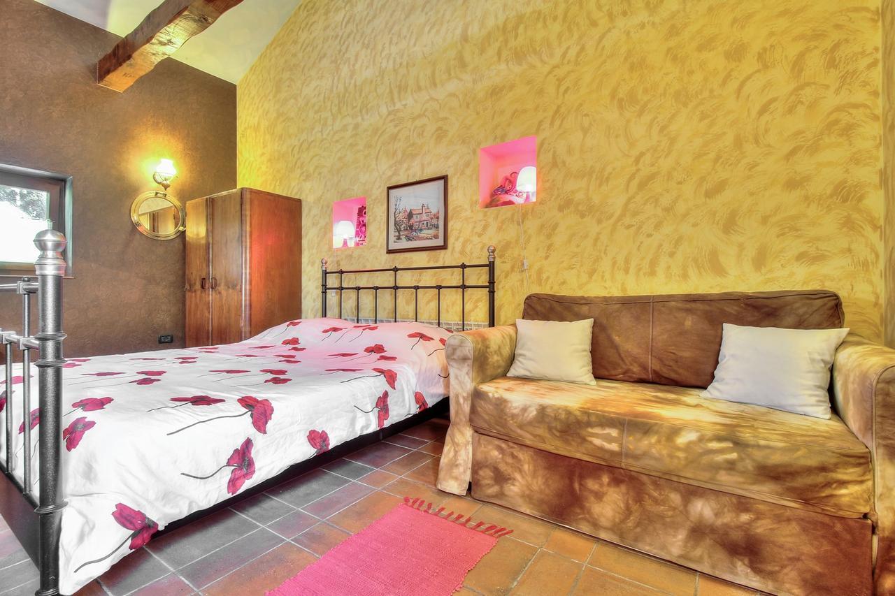 Nadia House With Apartments Zambratija  Chambre photo